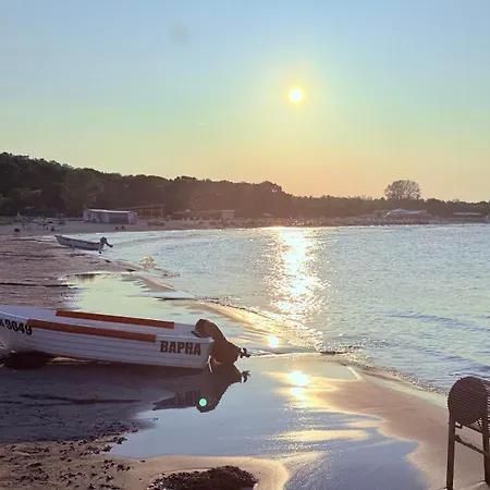 Violasuite In South Bay By Rv Varna