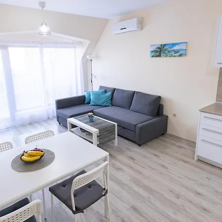 Violasuite In South Bay By Rv Apartament